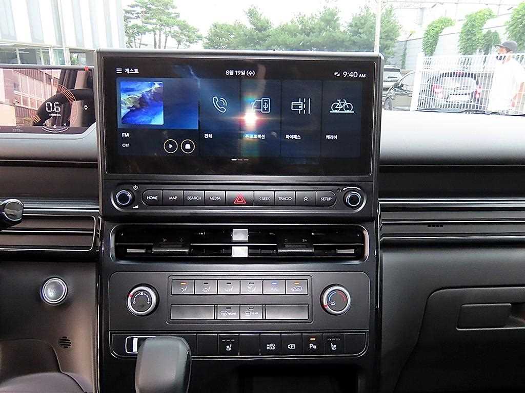 Hyundai Staria — photo 12
