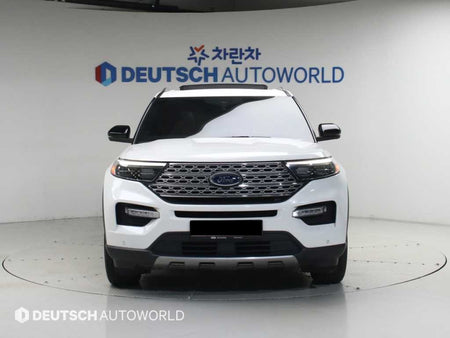 Ford Explorer — photo 03