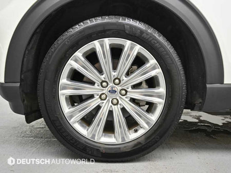 Ford Explorer — photo 05