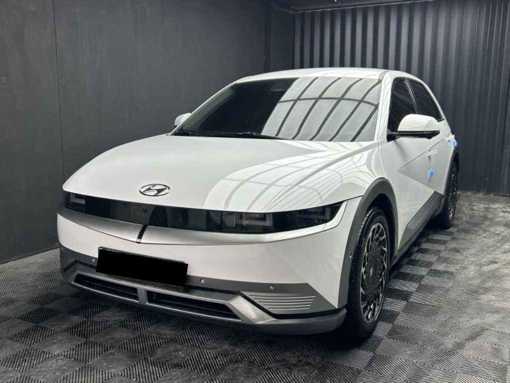Hyundai Ioniq5 — photo 04