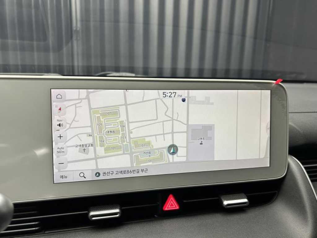 Hyundai Ioniq5 — photo 14