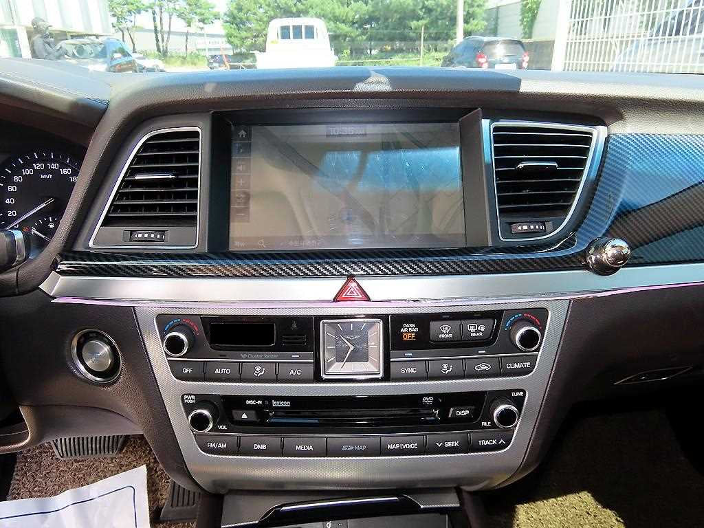 Genesis G80 — photo 14