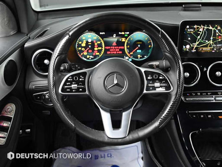 Mercedes-Benz GLC-Class — photo 13