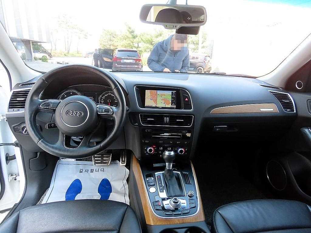 Audi Q5 — photo 07