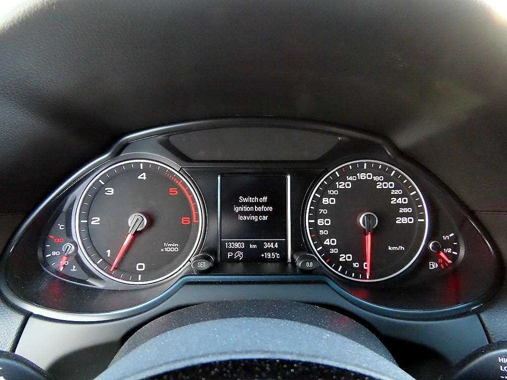 Audi Q5 — photo 09