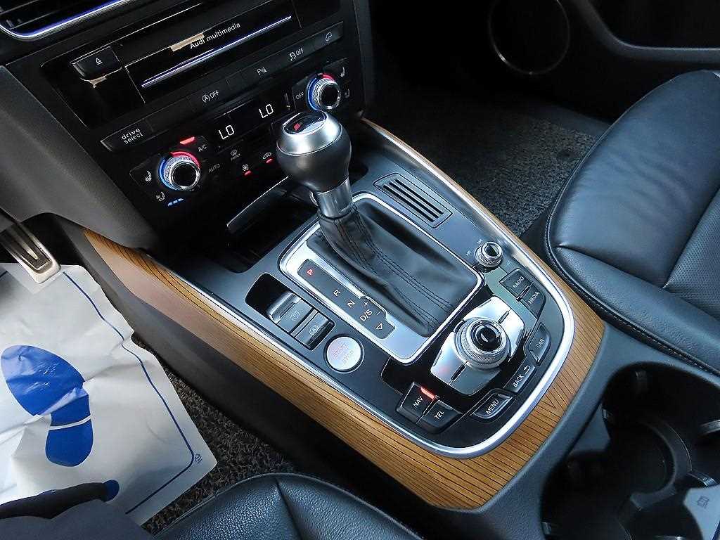 Audi Q5 — photo 10