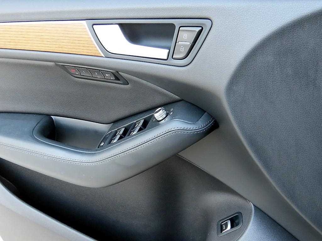 Audi Q5 — photo 11