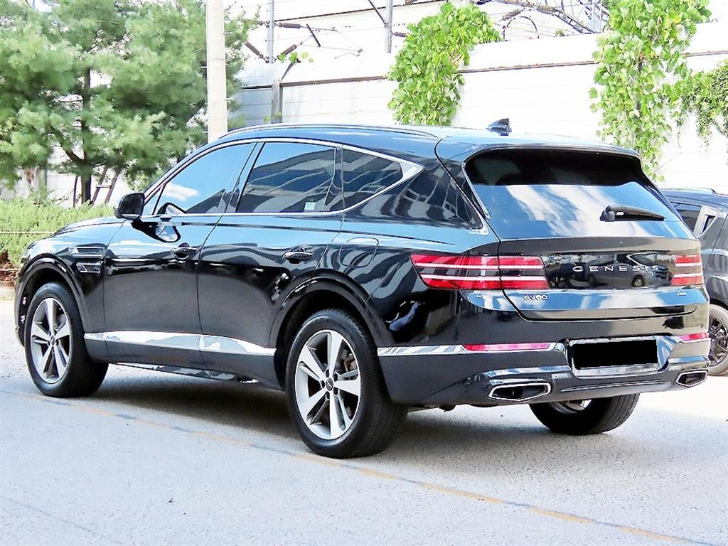 Genesis GV80 — photo 03