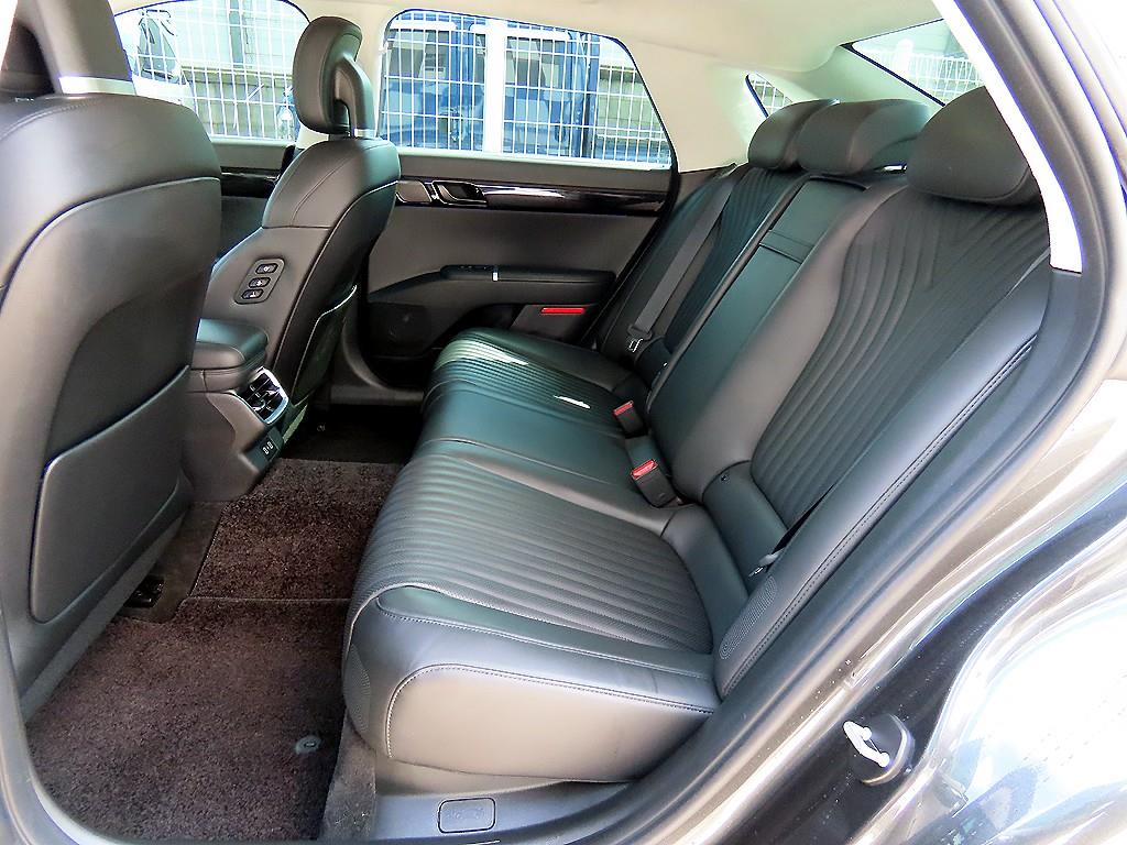 Hyundai Grandeur — photo 06