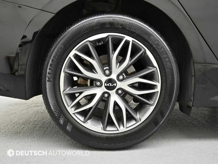 Kia K5 — photo 05