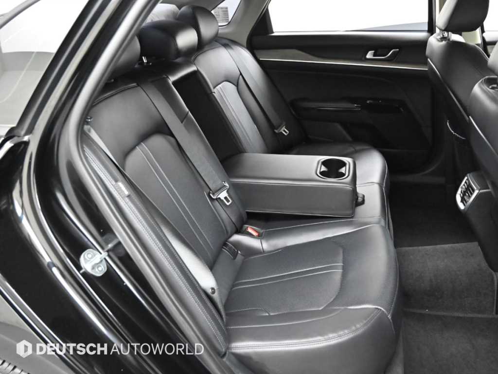 Kia K5 — photo 12