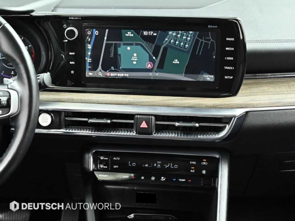 Kia K5 — photo 14