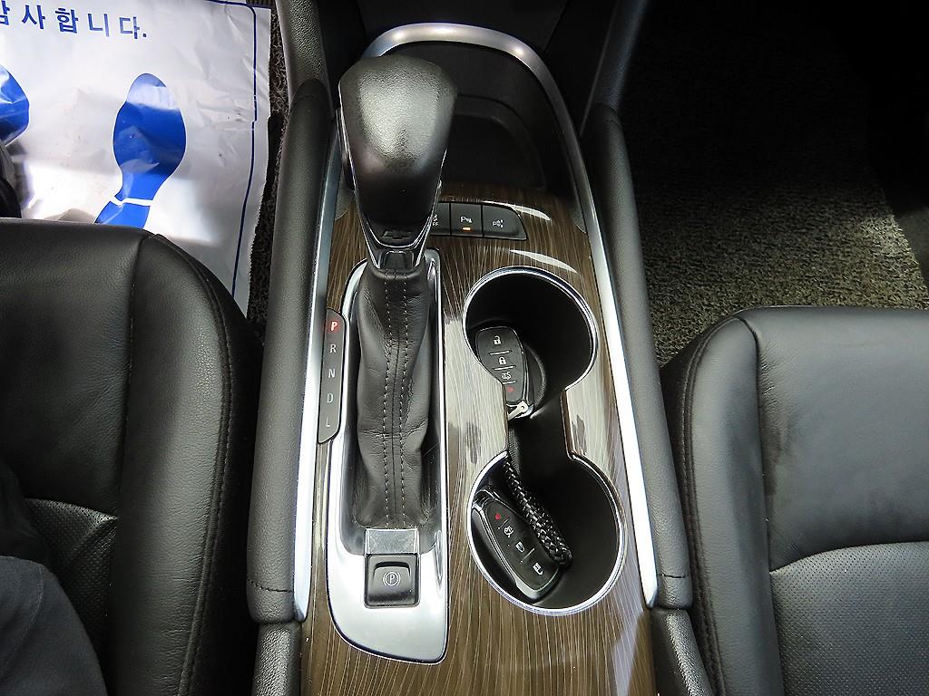 CHEVROLET Malibu — photo 10
