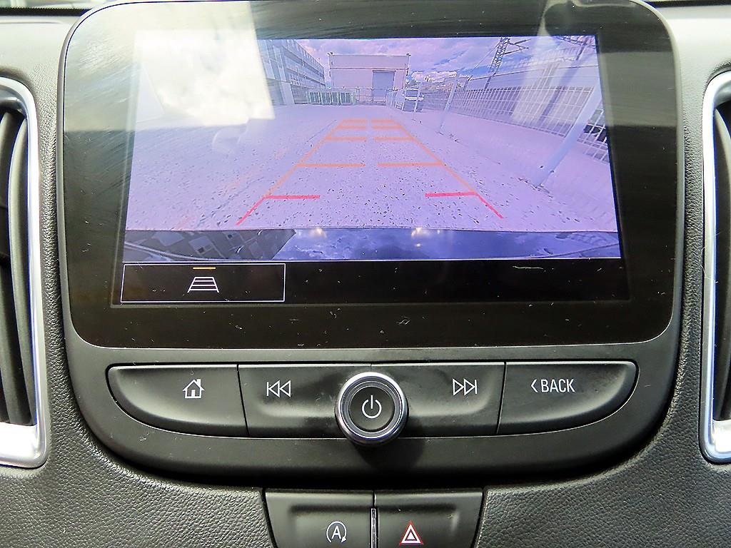 CHEVROLET Malibu — photo 15