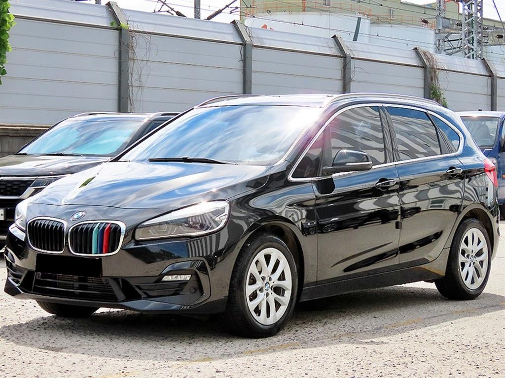 BMW 2-Series — photo 02