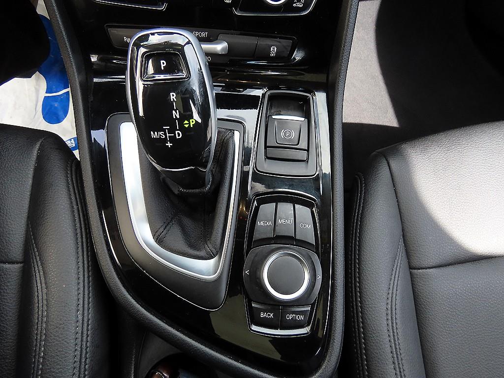 BMW 2-Series — photo 09