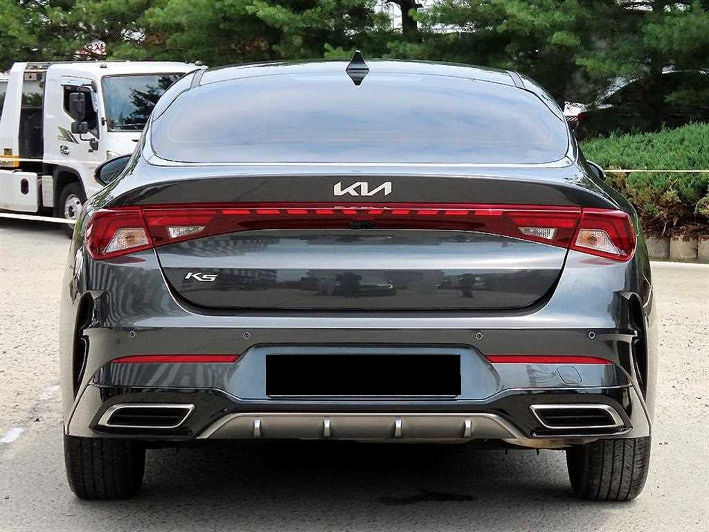 Kia K5 — photo 04
