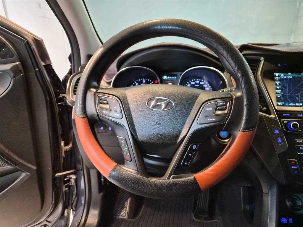 Hyundai Santafe — photo 10