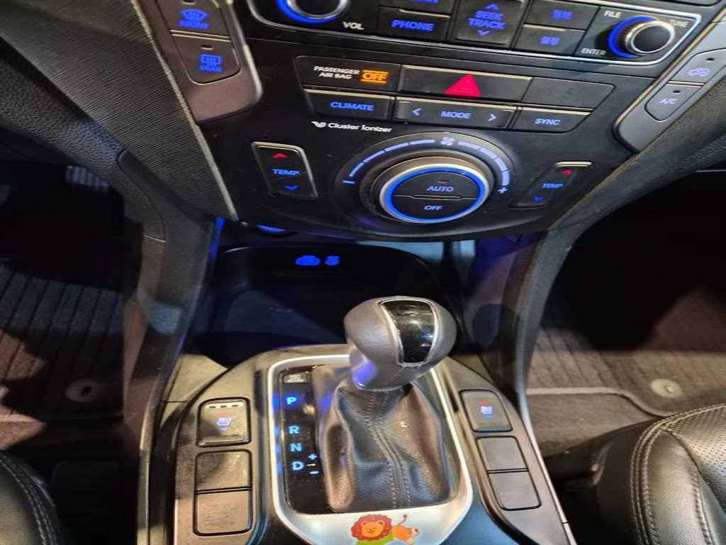 Hyundai Santafe — photo 15