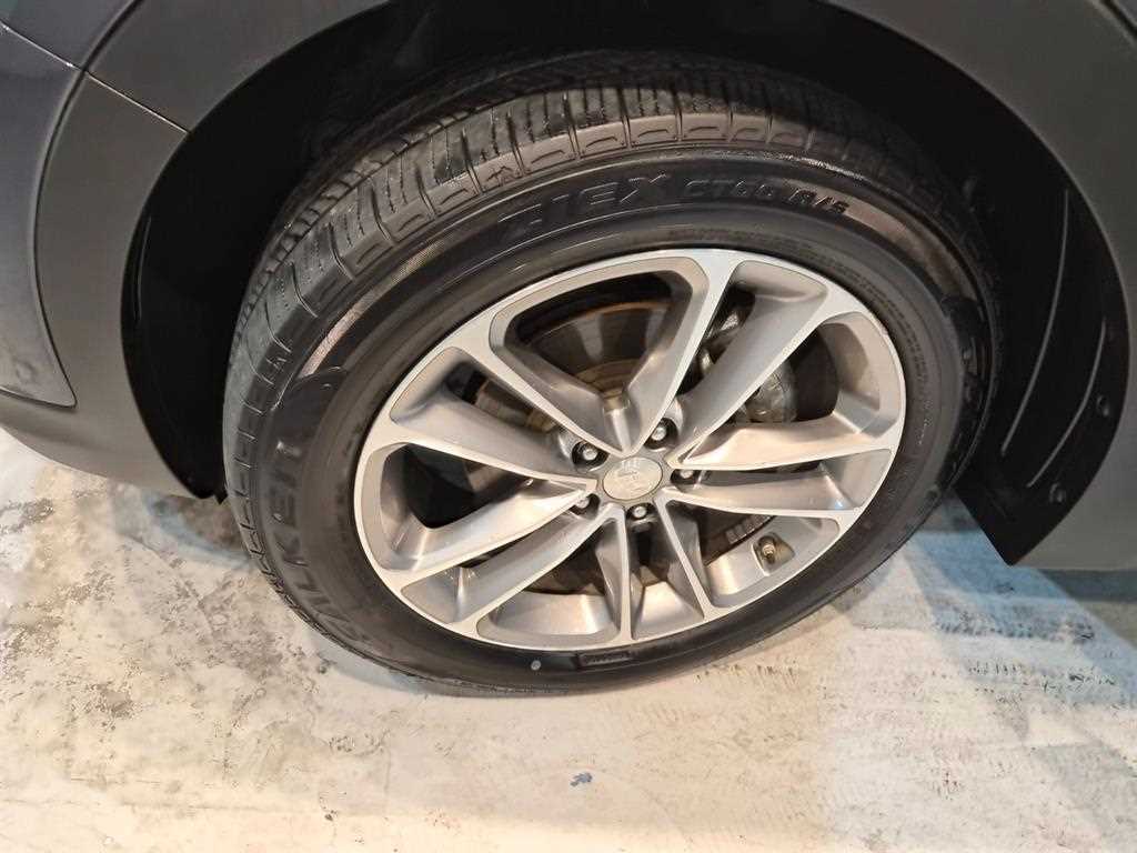 Hyundai Santafe — photo 17