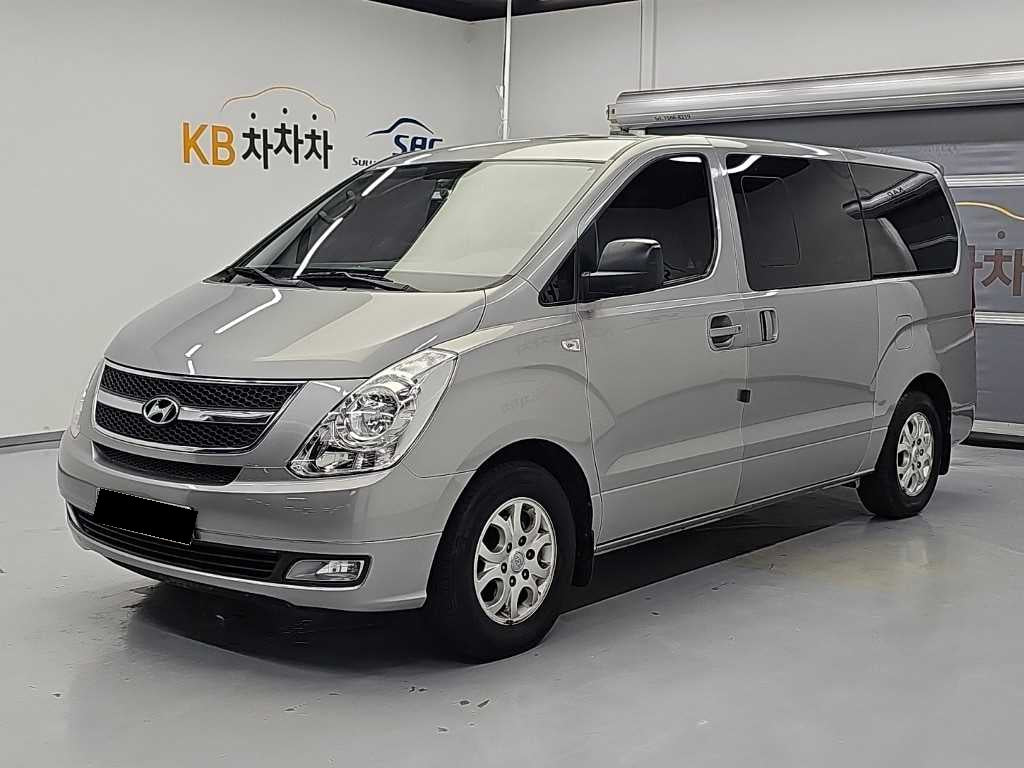 Hyundai Starex — photo 01