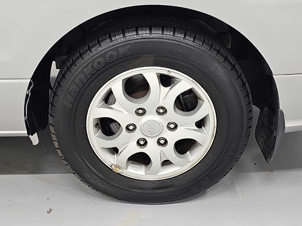 Hyundai Starex — photo 20