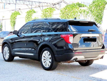 Ford Explorer — photo 03
