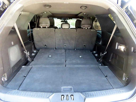 Ford Explorer — photo 18