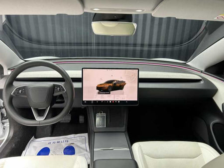 Tesla Model 3 — photo 07