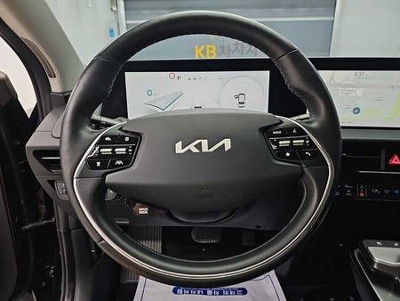 Kia EV6 — photo 09