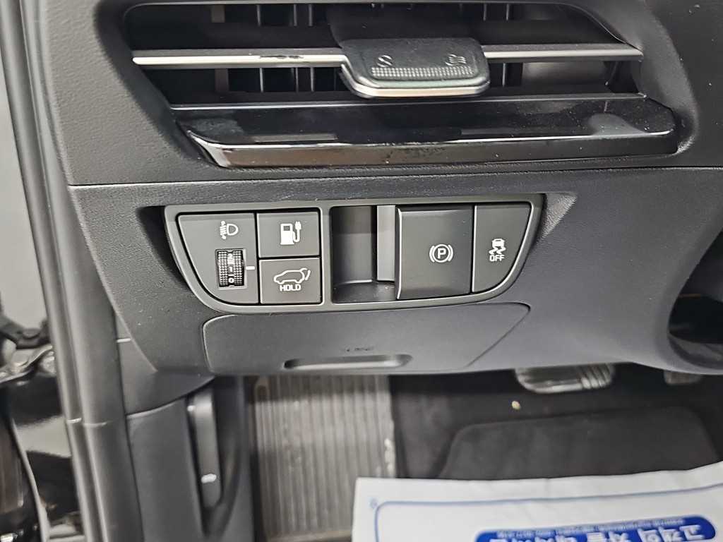 Kia EV6 — photo 17