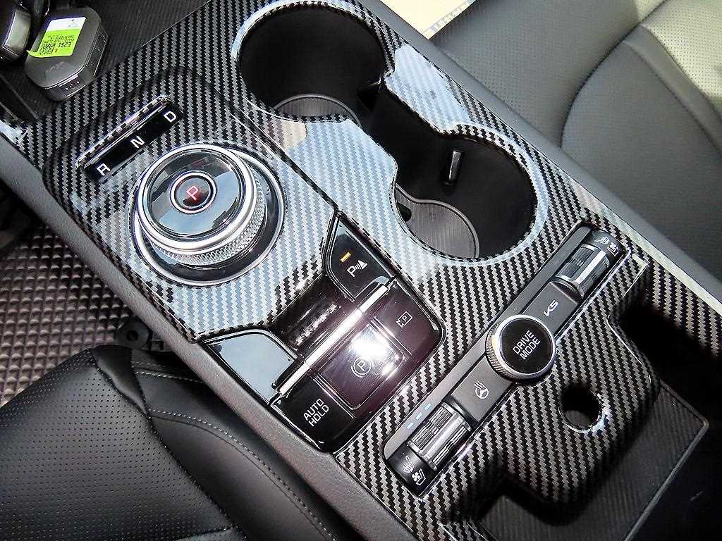 Kia K5 — photo 10