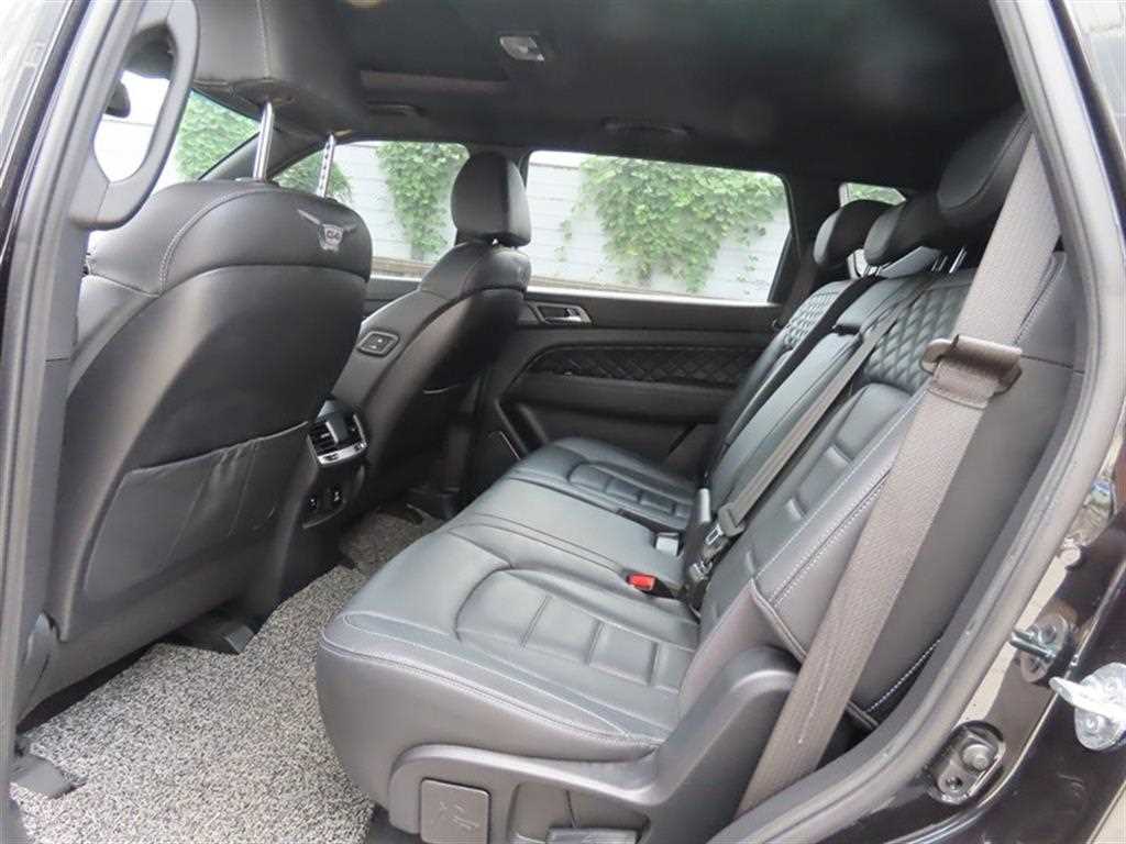 KGM Rexton — photo 08