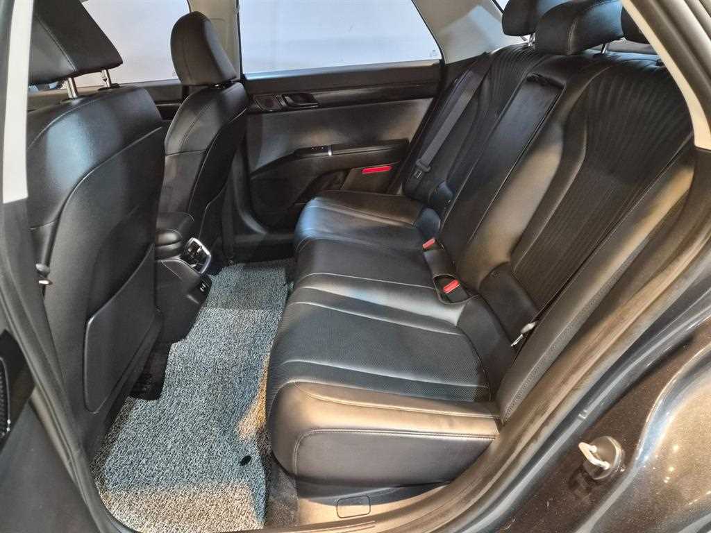 Hyundai Grandeur — photo 05
