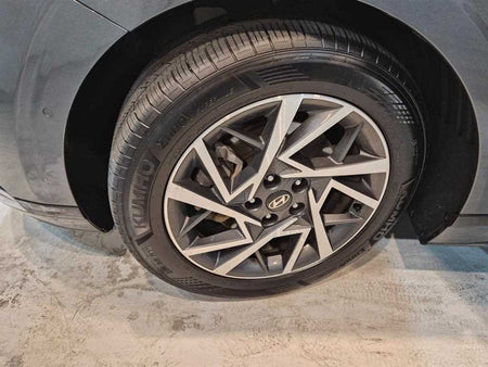 Hyundai Grandeur — photo 17