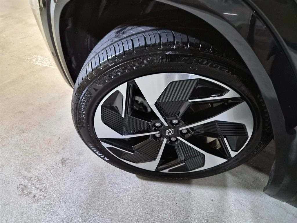 RENAULT Grand Koleos — photo 20