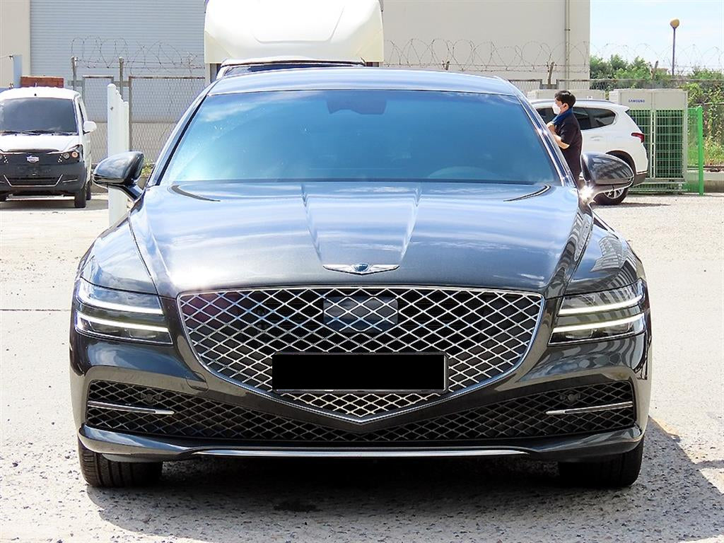 Genesis G80 — photo 01