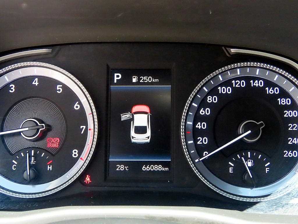 Hyundai Sonata — photo 09