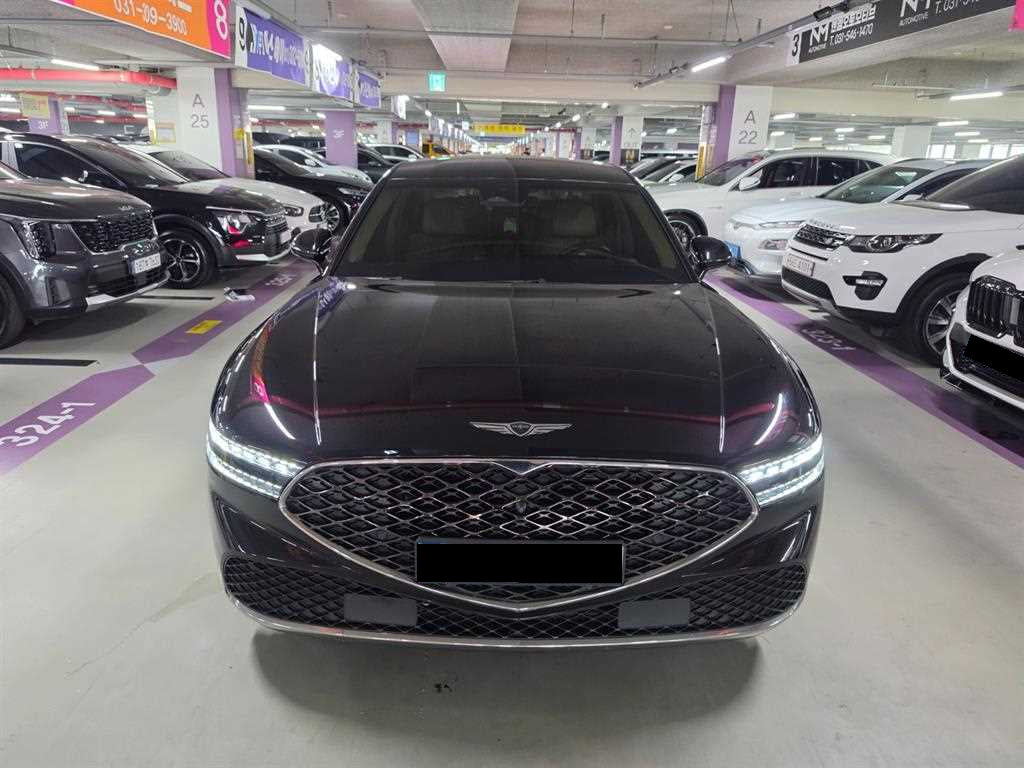 Genesis G90 — photo 02