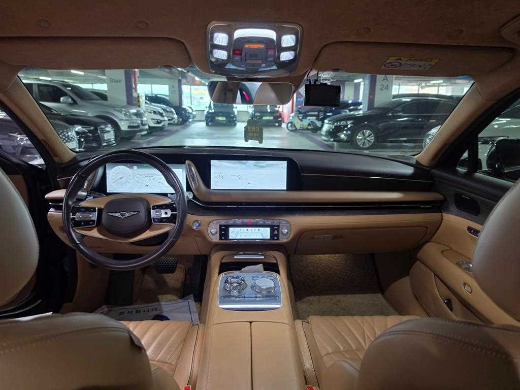 Genesis G90 — photo 09