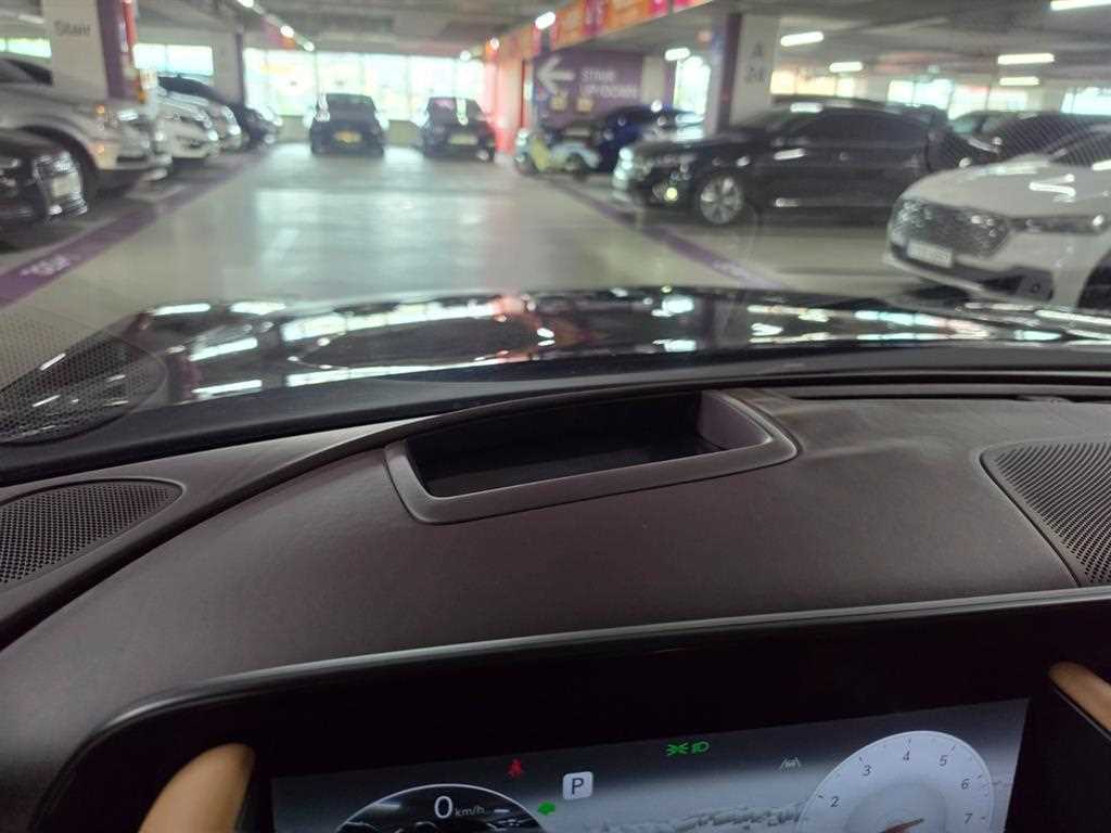 Genesis G90 — photo 15