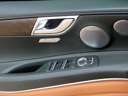 Genesis GV80 — photo 12