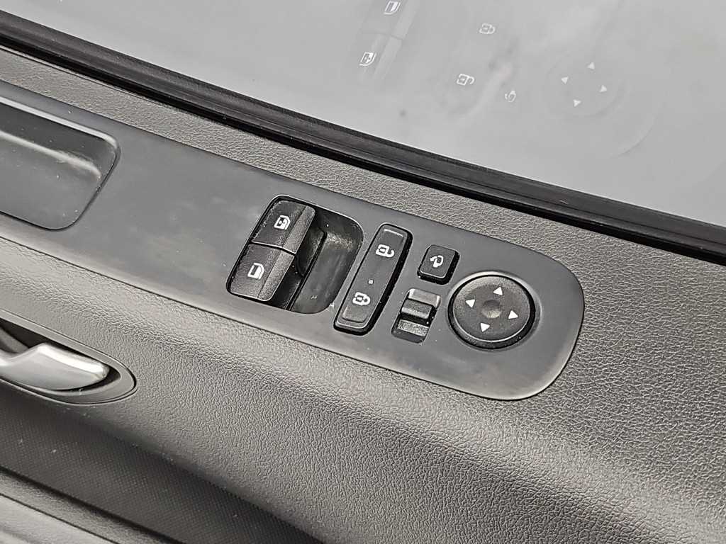 Hyundai Staria — photo 19