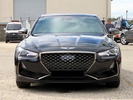 Genesis G70 — photo 01