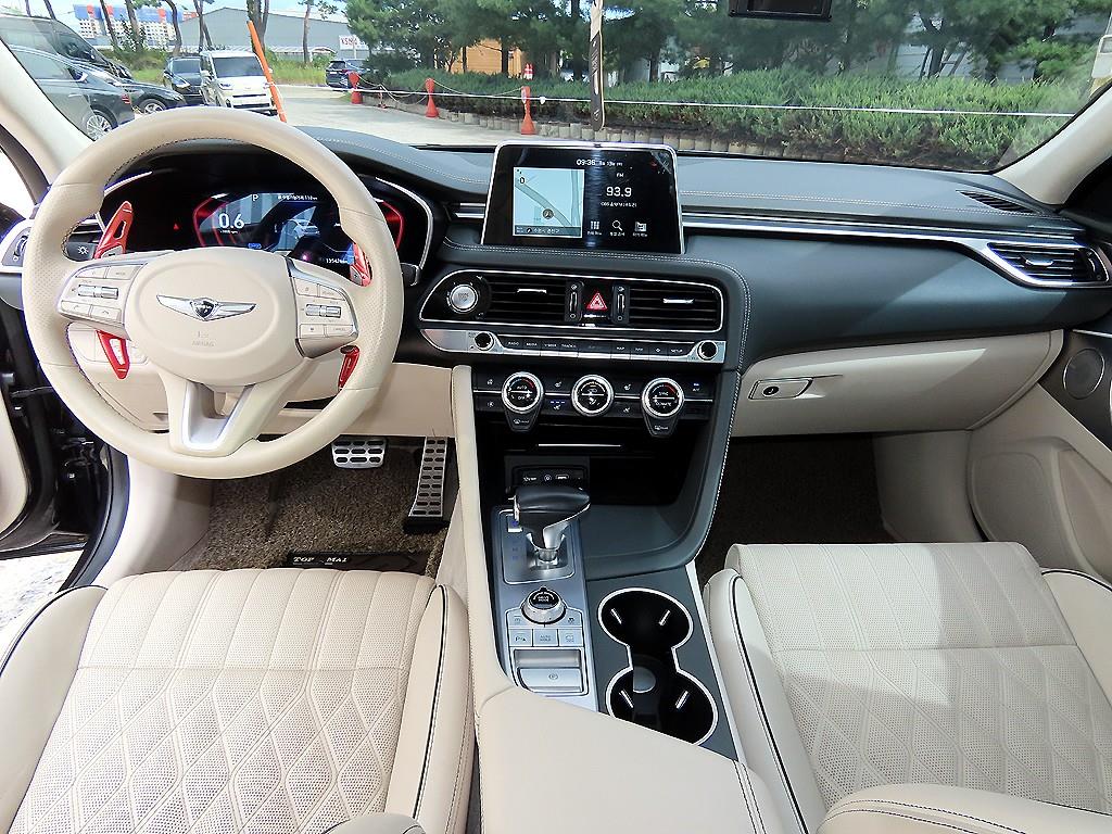 Genesis G70 — photo 07