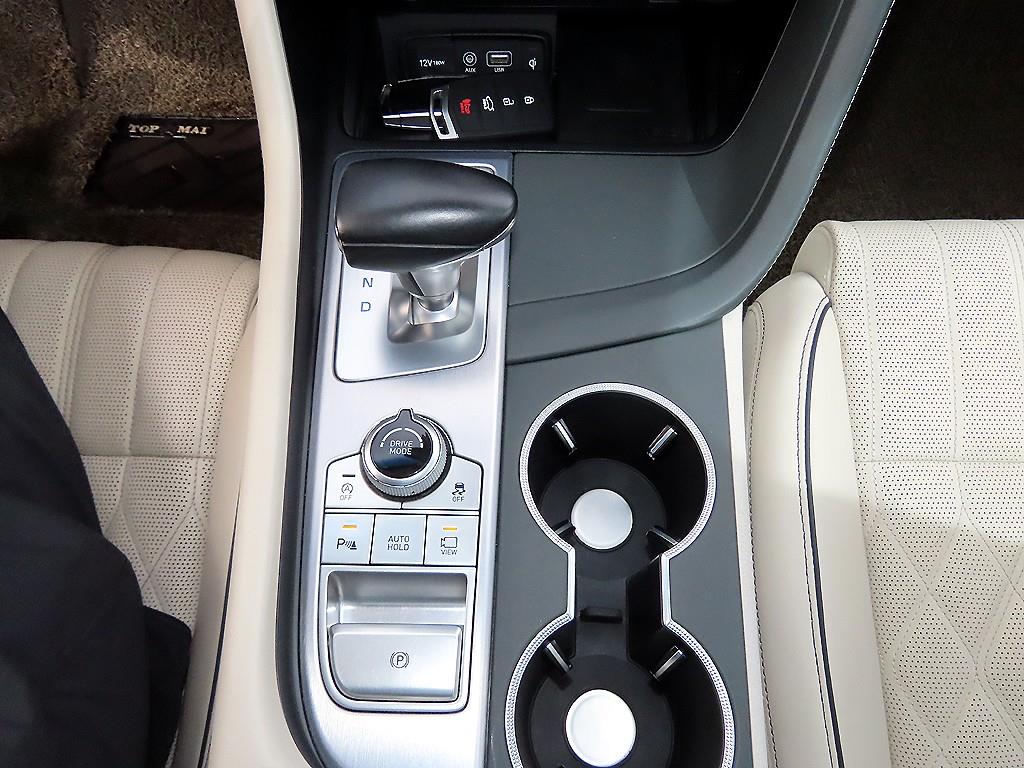 Genesis G70 — photo 11