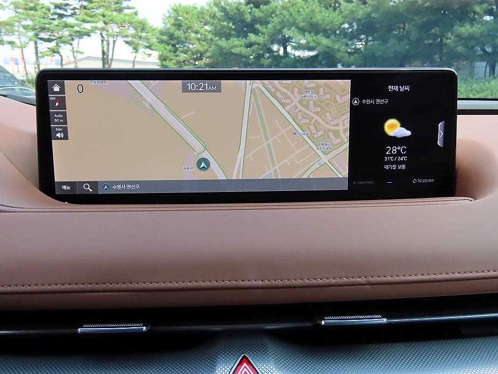 Genesis G80 — photo 13