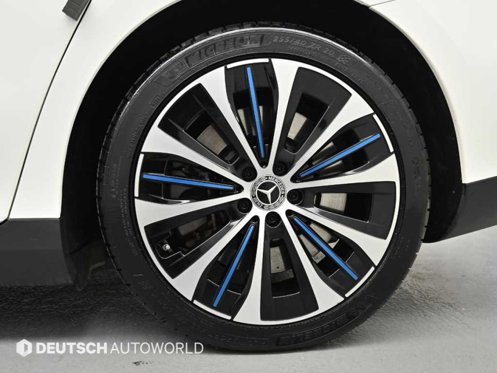 Mercedes-Benz EQE — photo 05