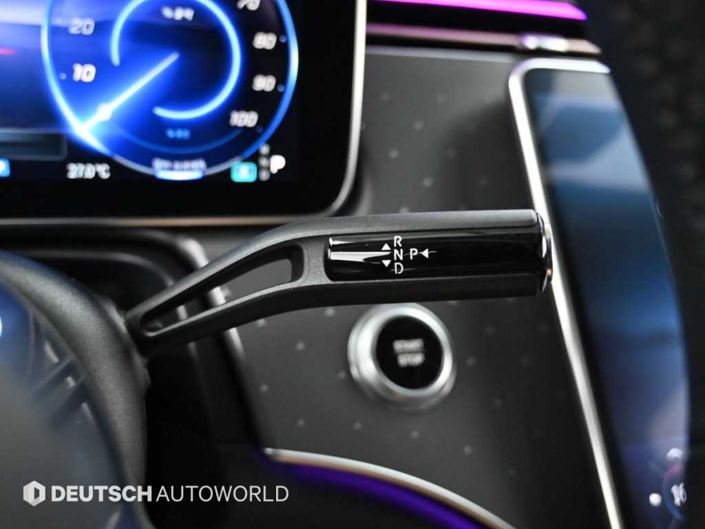 Mercedes-Benz EQE — photo 09