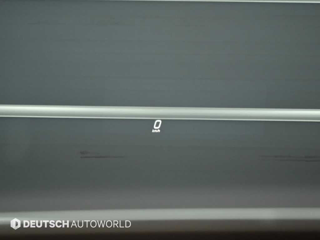 Mercedes-Benz EQE — photo 17